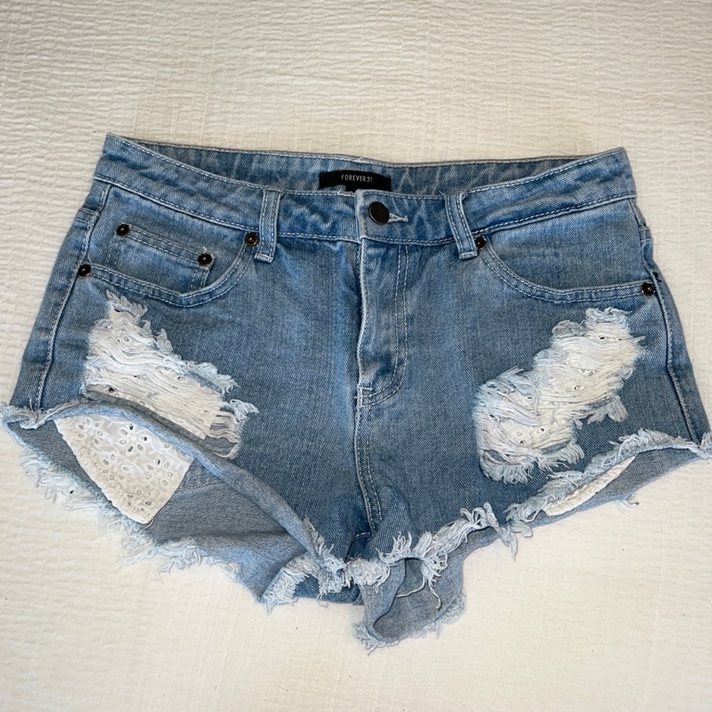 Lace Pocket Jean shorts